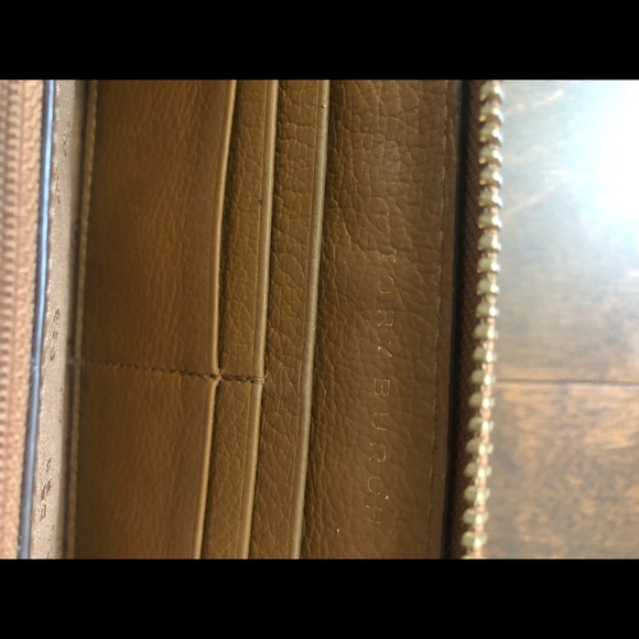 Tory Burch wallet - Picture 4 of 4